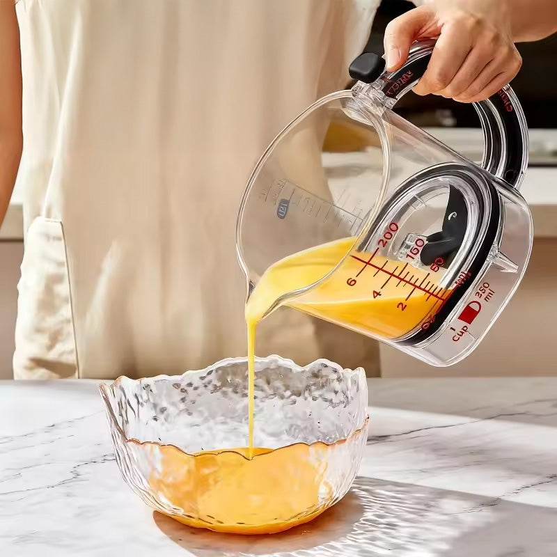 Adjustable Measuring Cup